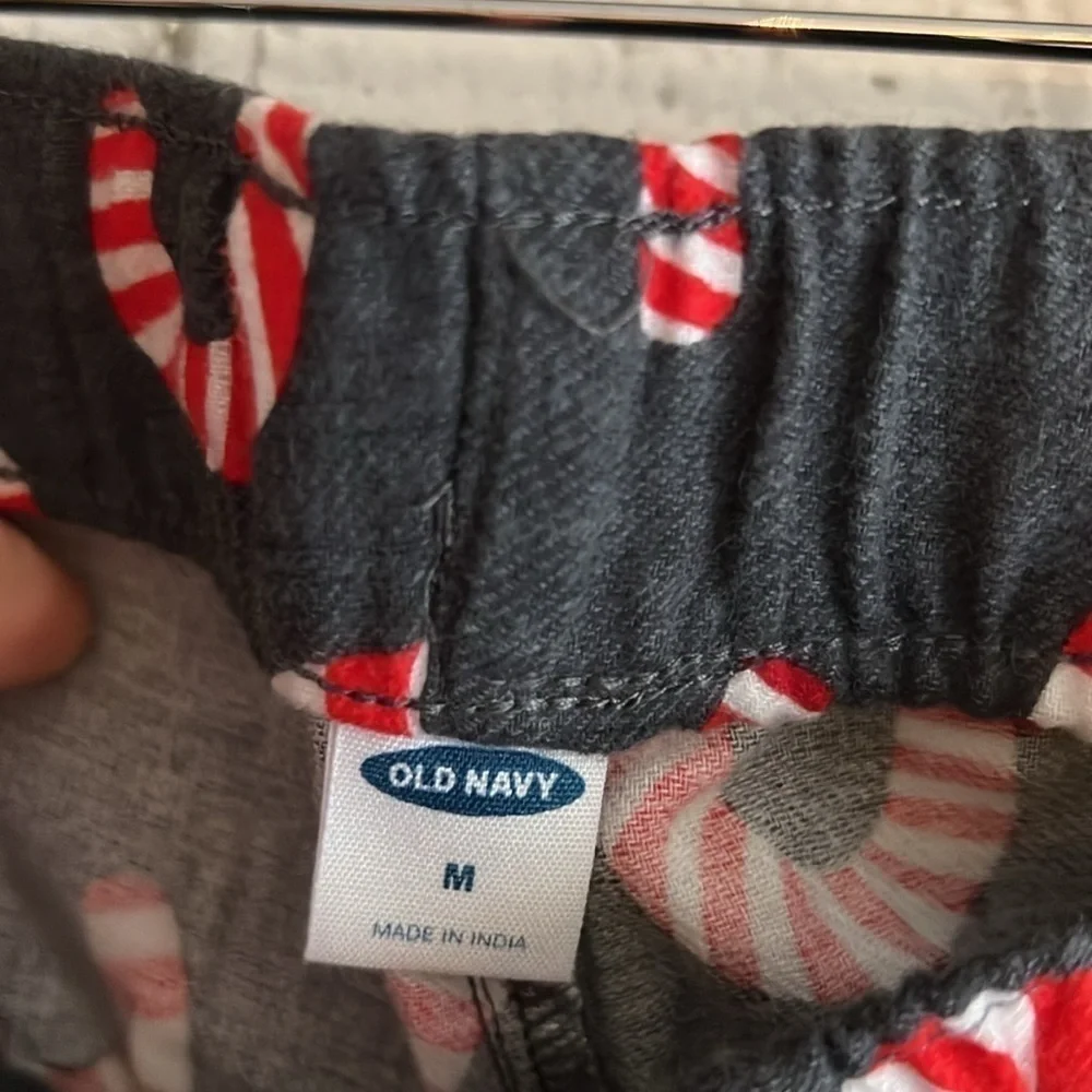 NEW!!! Cotton Flannel Candy Cane Pajama PJ Pants Size Medium Old Navy - Picture 6 of 9